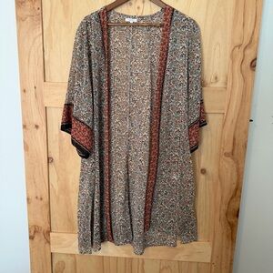 Maurice’s Floral Kimono with Red Accents Women’s XL